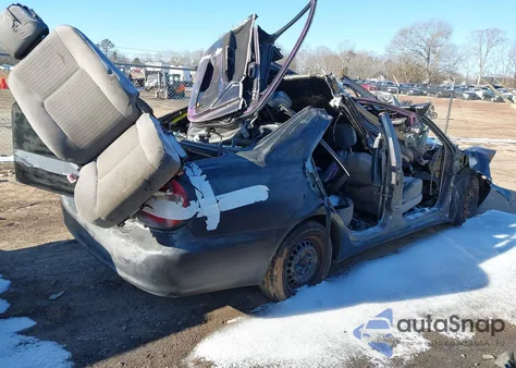 2004 Toyota Camry Le/Se/Xle from USA, damaged, VIN 4T1BE30K64UA33935